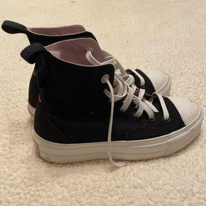 Size 6 platform converse
